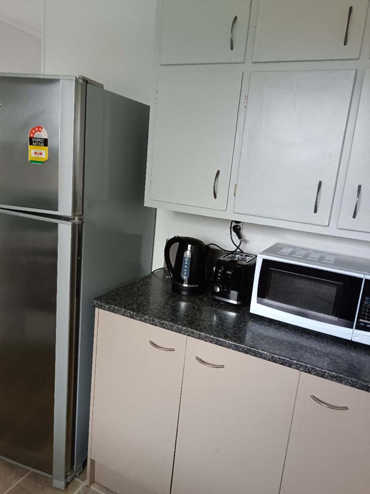 Three-Bedroom House A At 23 Mallard Drive, Selwyn Heights Rotorua Exterior foto